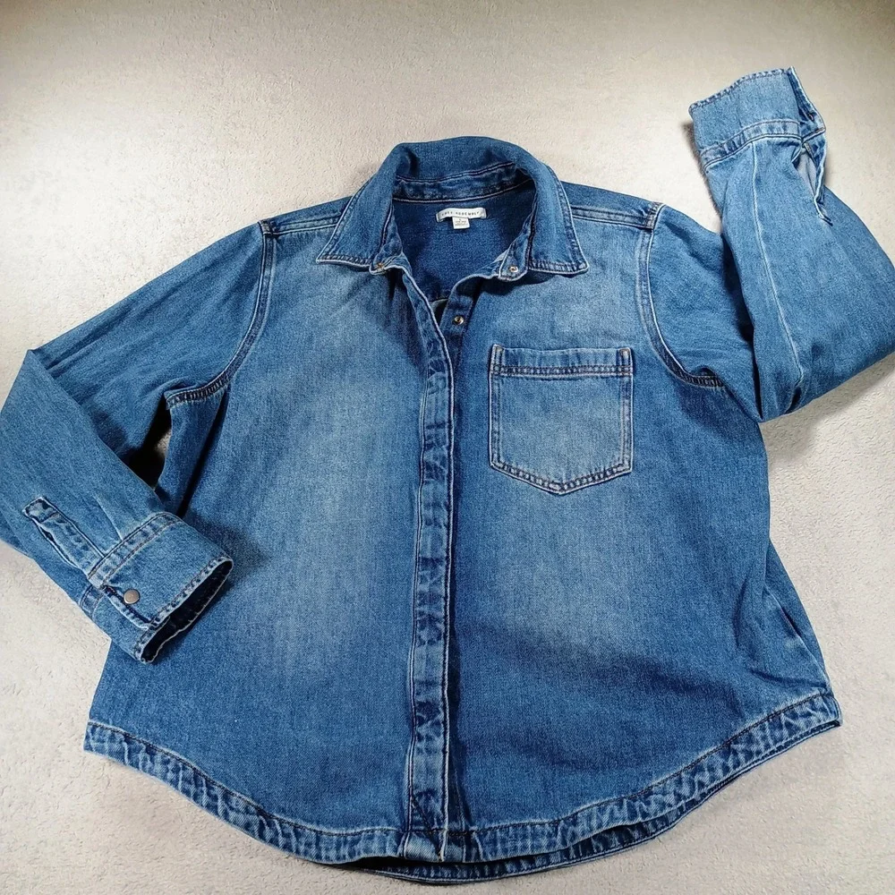 Free Assembly Womens Denim Snap Front Shirt Blue Large L 12-14 100% Cotton